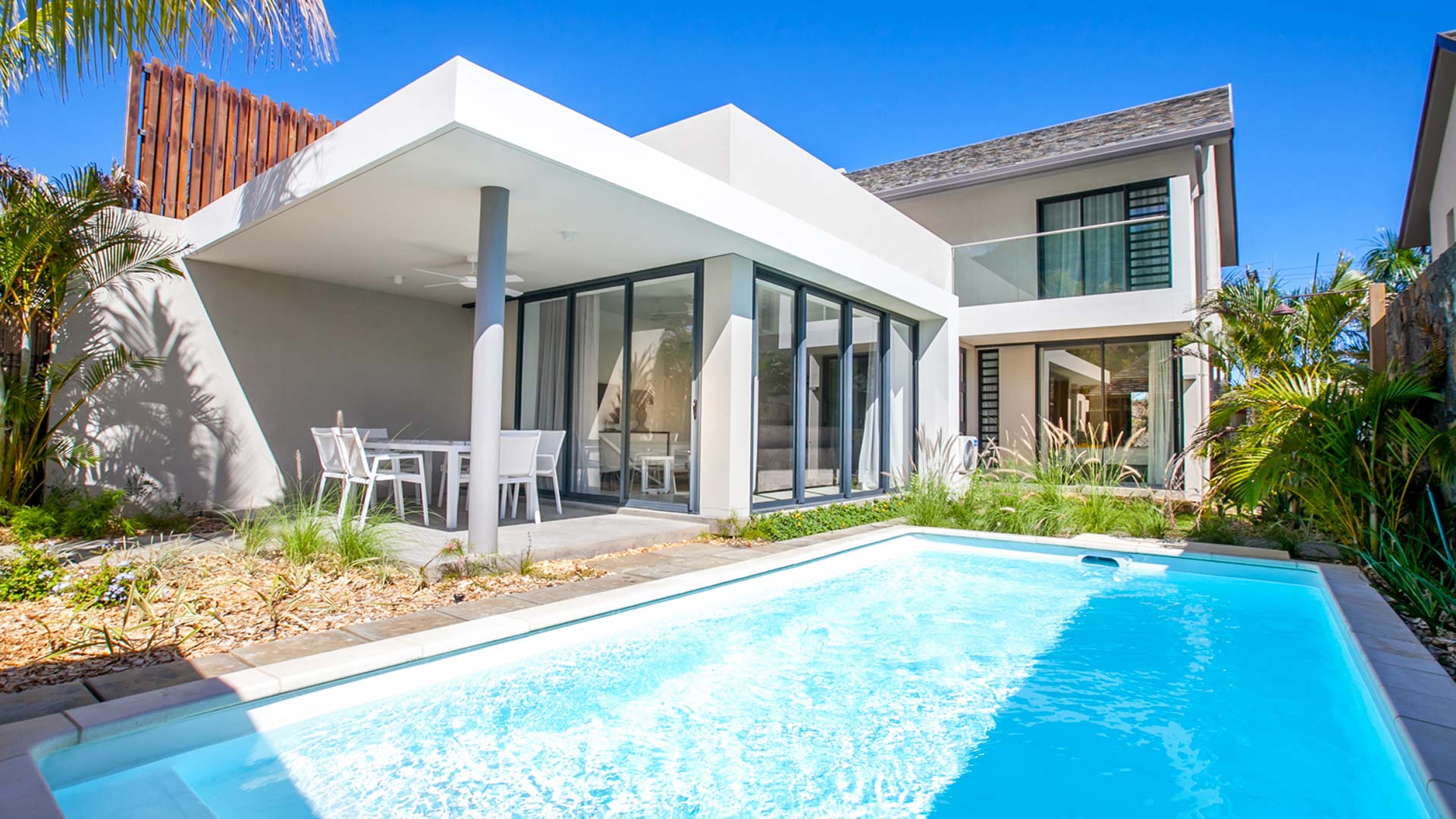 Maximize Your Luxuries By Getting A Villa For Sale In Mauritius