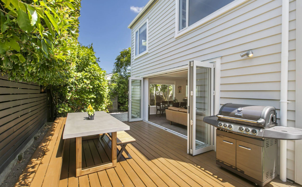 house recladding in Central Auckland