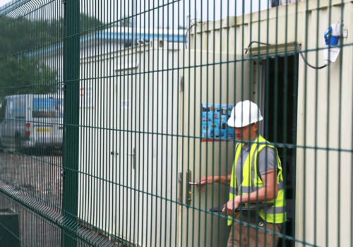 Why Hoarding Fence Hire is Essential for Construction Projects