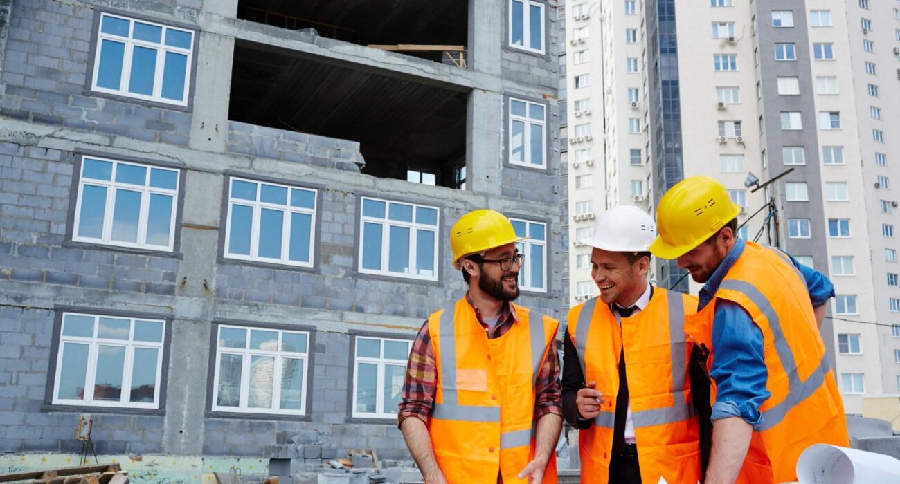 Overseeing Progress: Keeping Your Construction House Building Timeline on Track